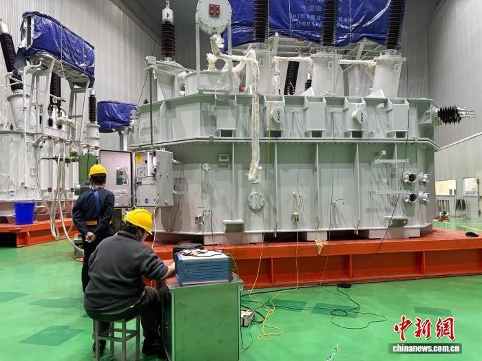 Ang AI ay Nag-apoy sa Pandaigdigang Demand ng Elektrisidad: Ang mga Chinese Transformer ay Naging 